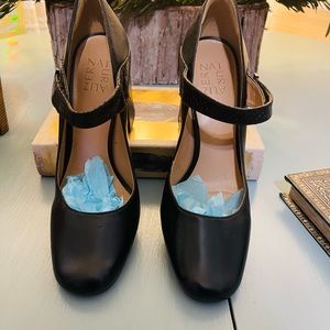 NWOT Naturalizer Mary Jane heels